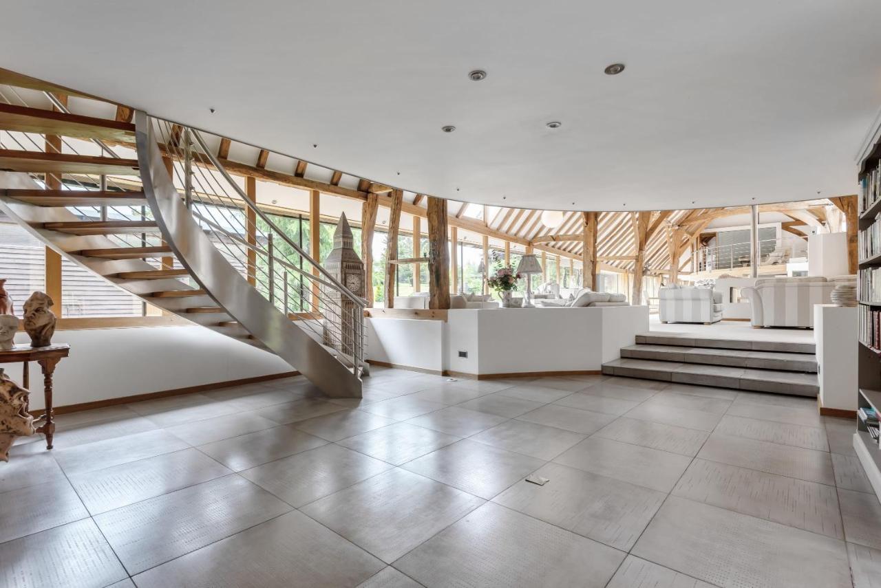 Beautiful Luxury Barn Conversion Rural Canterbury In Own Grounds Sleeps 6 People Villa Exterior photo