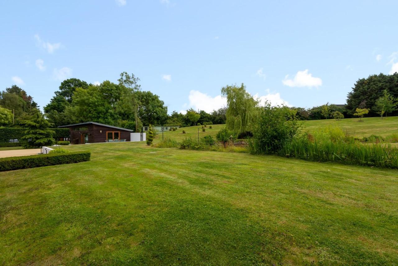 Beautiful Luxury Barn Conversion Rural Canterbury In Own Grounds Sleeps 6 People Villa Exterior photo