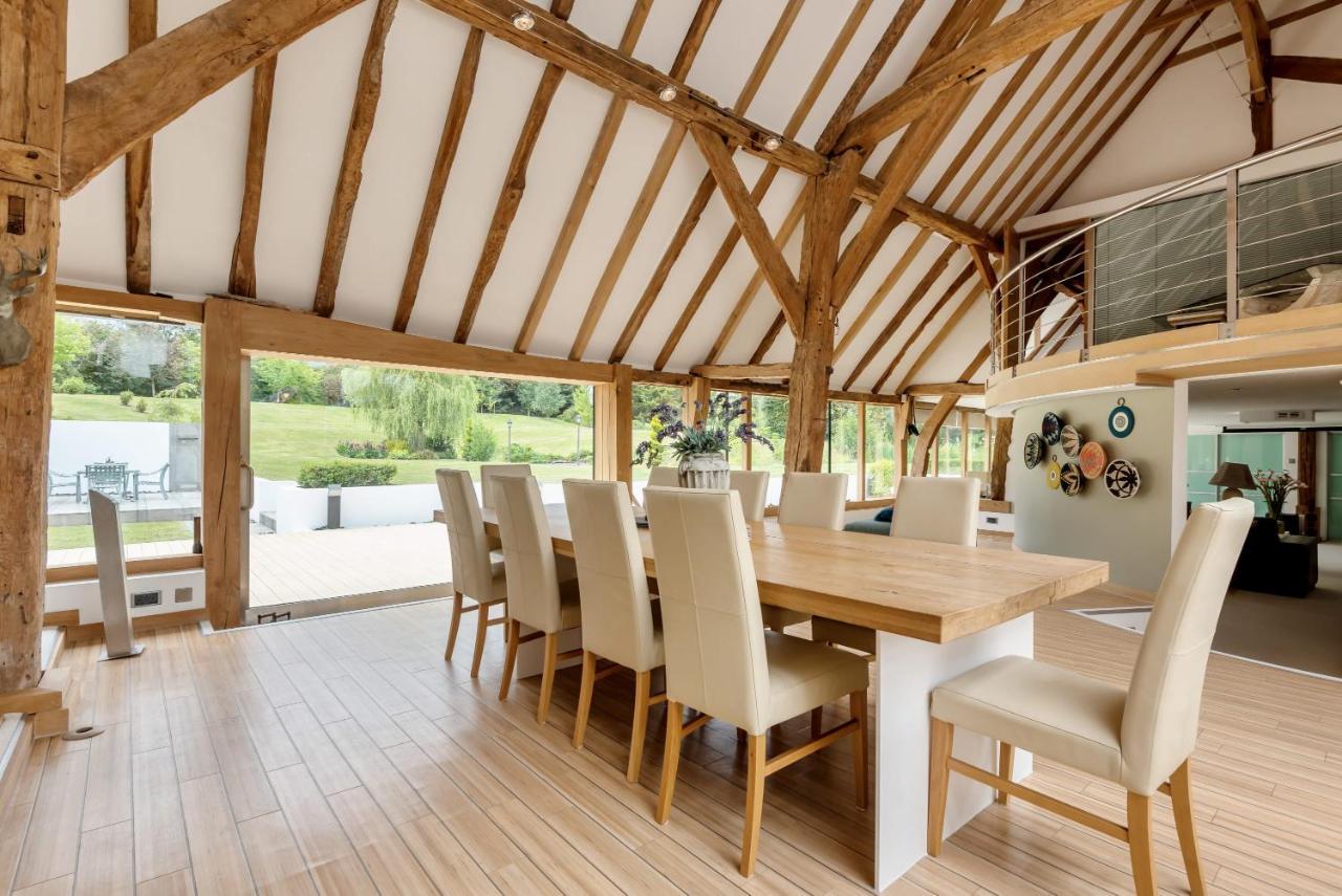 Beautiful Luxury Barn Conversion Rural Canterbury In Own Grounds Sleeps 6 People Villa Exterior photo